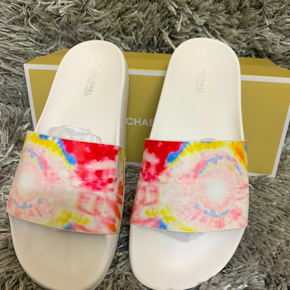 MICHAEL KORS GILMORE SLIDES TIE DYE RAINBOW Sz 6 - Picture 4 of 6